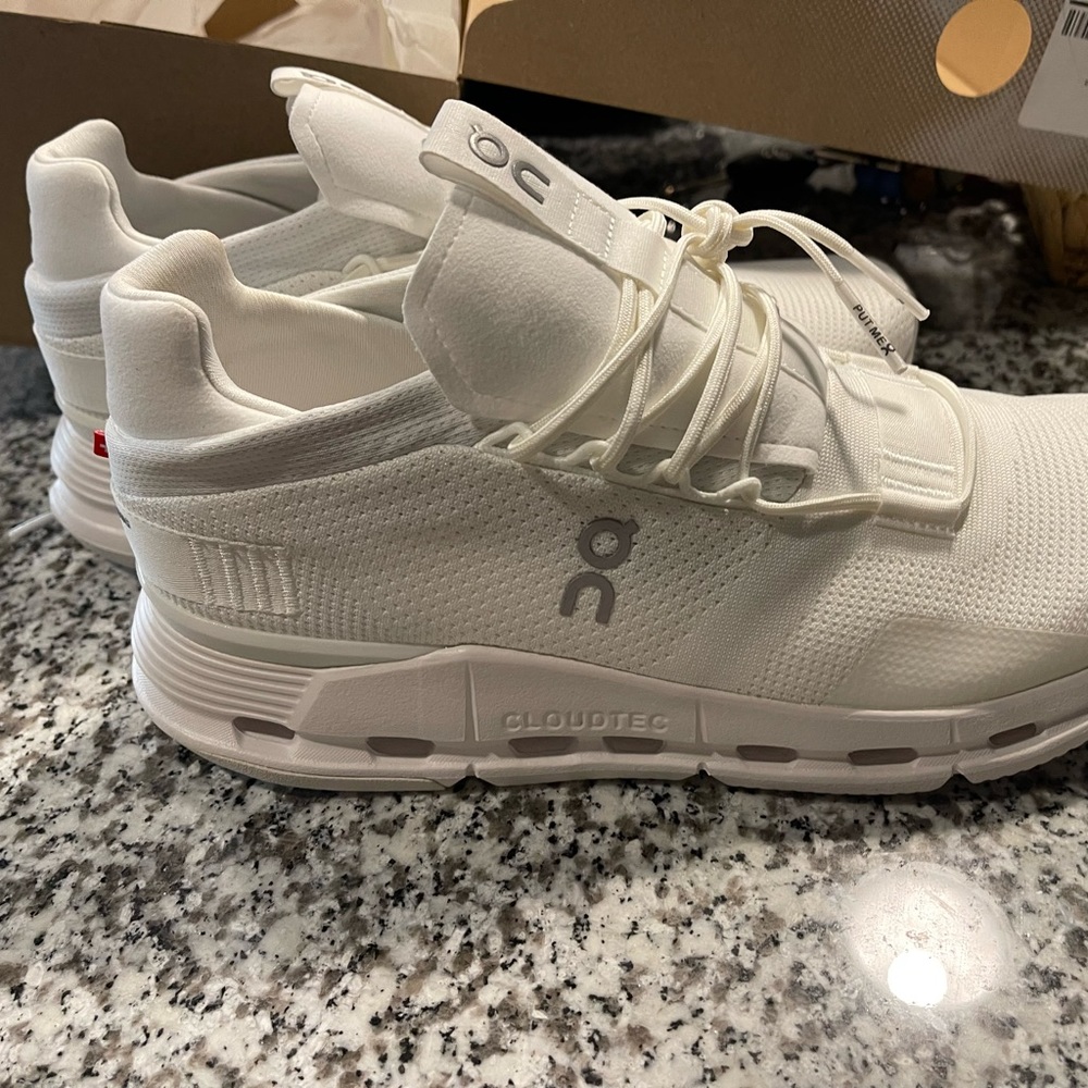 Men’s cloudnova in undyed-white & white